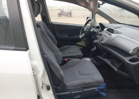 2013 Honda Fit z USA, uszkodzony, nr VIN JHMGE8H3XDC080472